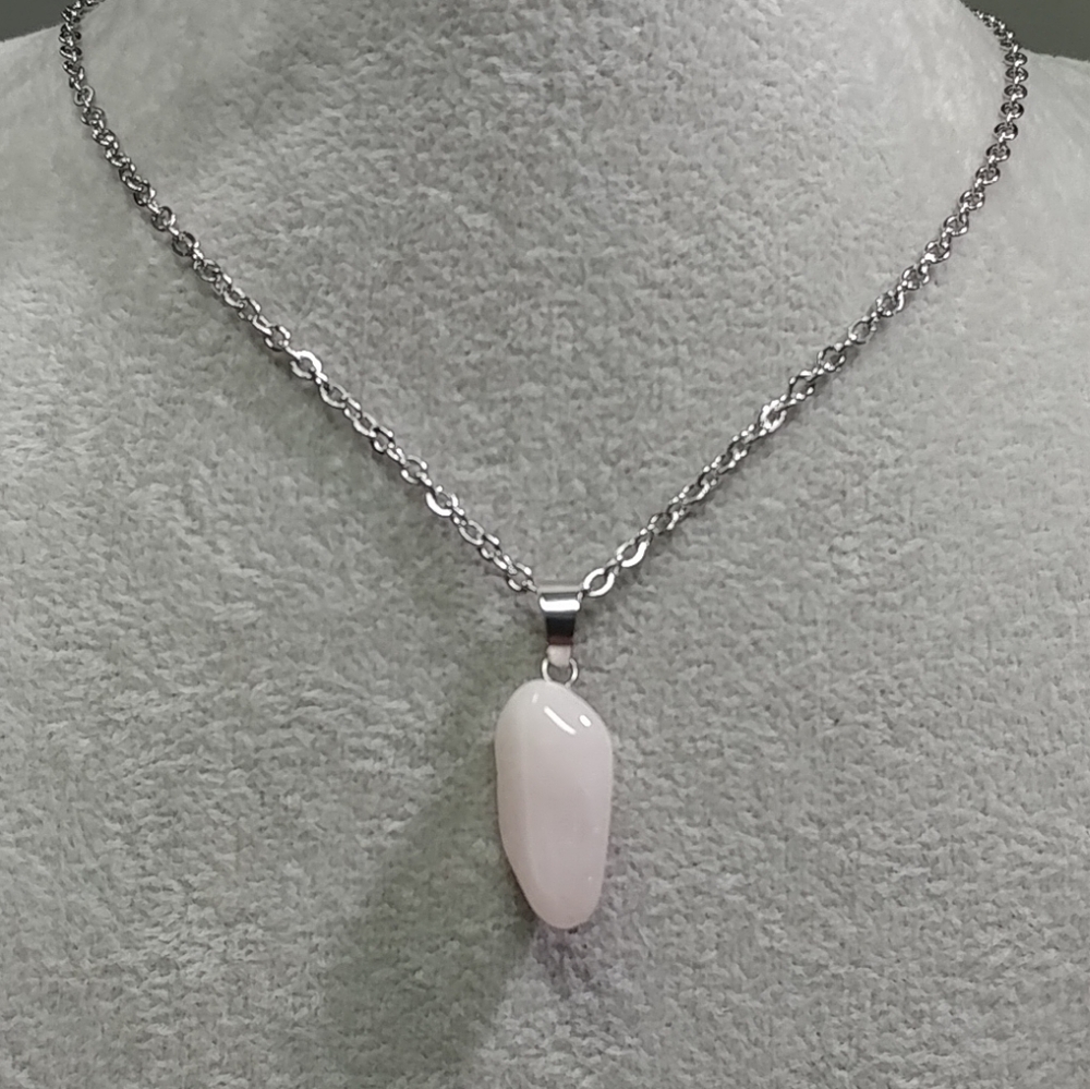 Rose Quartz Necklace Natural Gemstone Pink Crystal Pendant Stainless-Steel Chain